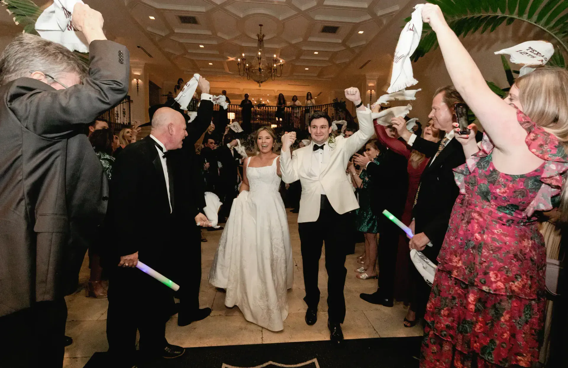 Romantic wedding photography by Krystal Eve Weddings in Horseshoe Bay, Texas